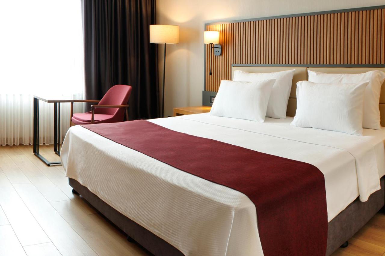 Ramada Plaza By Wyndham Ordu Hotel Bagian luar foto