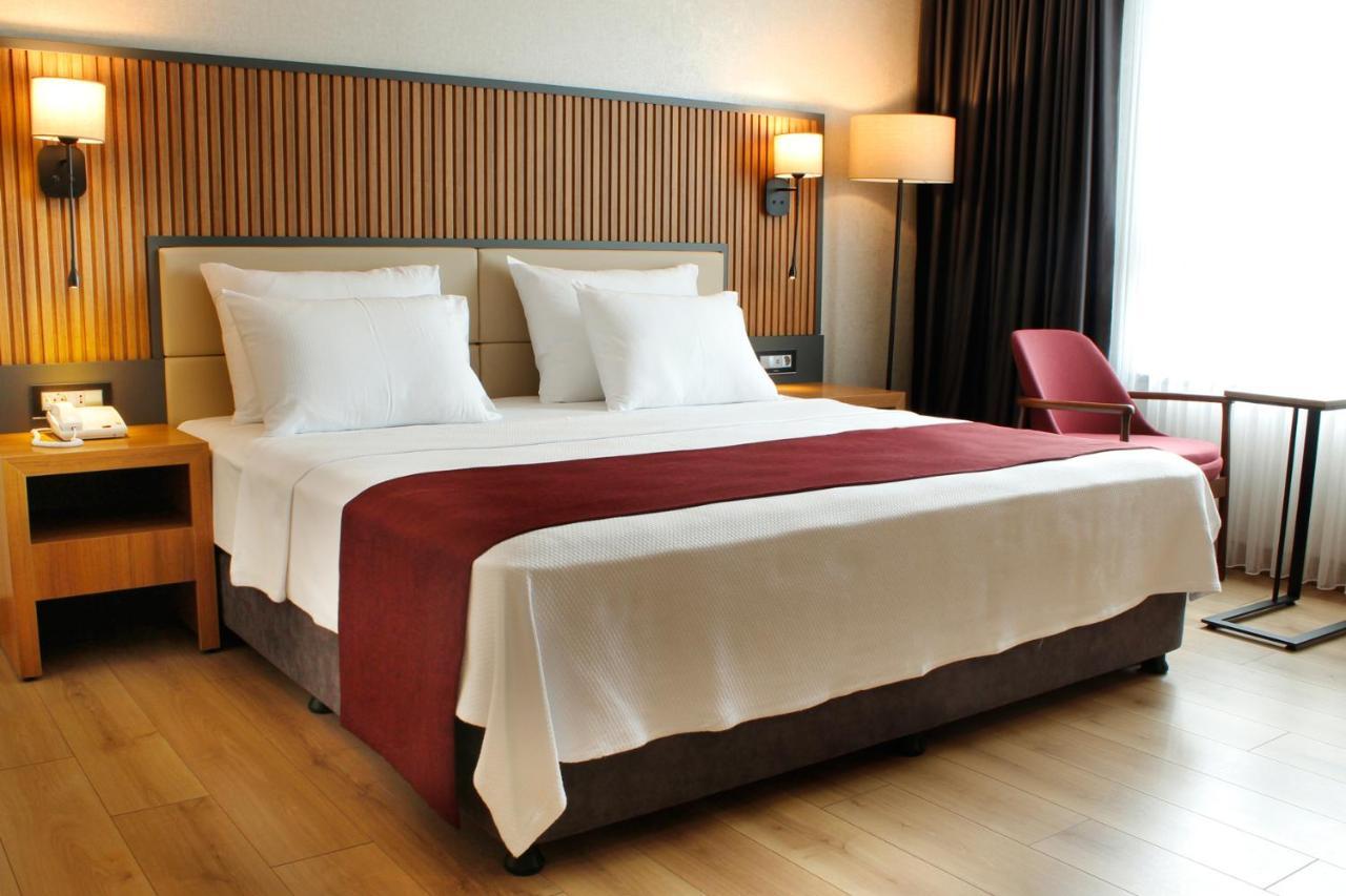 Ramada Plaza By Wyndham Ordu Hotel Bagian luar foto