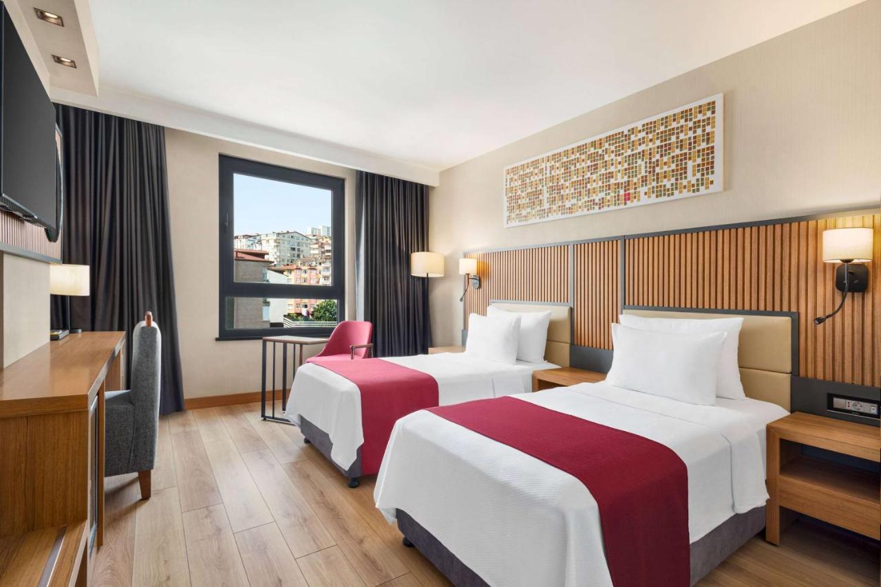 Ramada Plaza By Wyndham Ordu Hotel Bagian luar foto