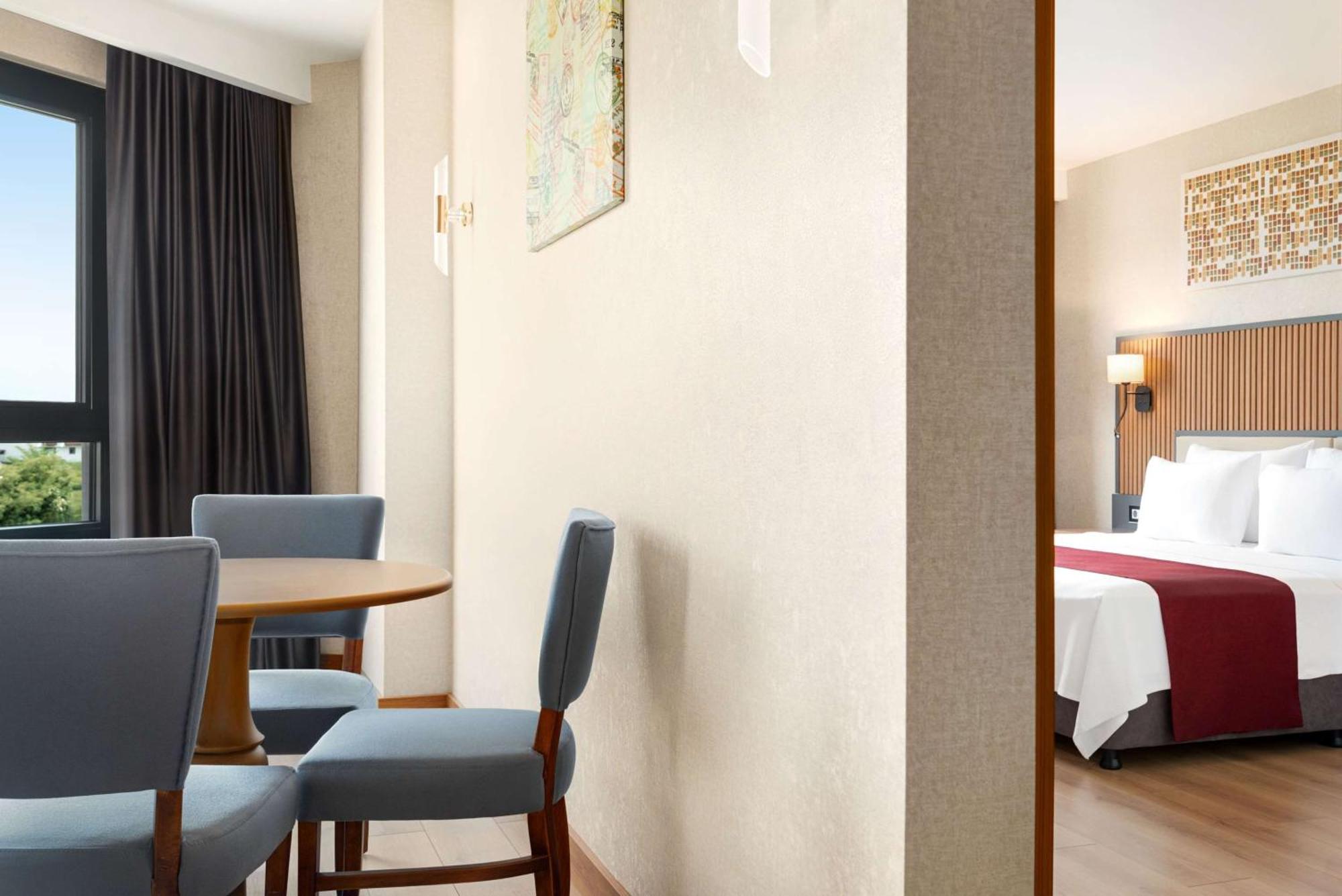 Ramada Plaza By Wyndham Ordu Hotel Bagian luar foto